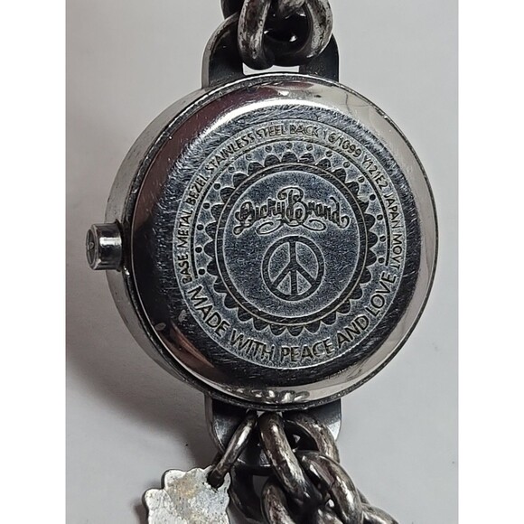 Lucky Brand Peace Sign Chain Bracelet Watch Quartz New Battery Silver Womens - Picture 10 of 12